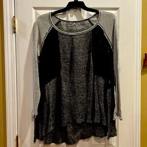 Free People gray/black tunic